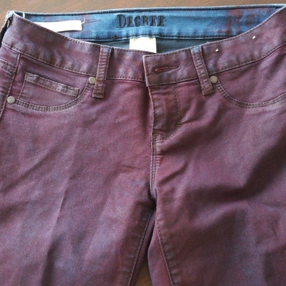 Decree Denim Skinny Jeans Maroon Wash sz 1 Low Rise NWOT - Picture 4 of 8